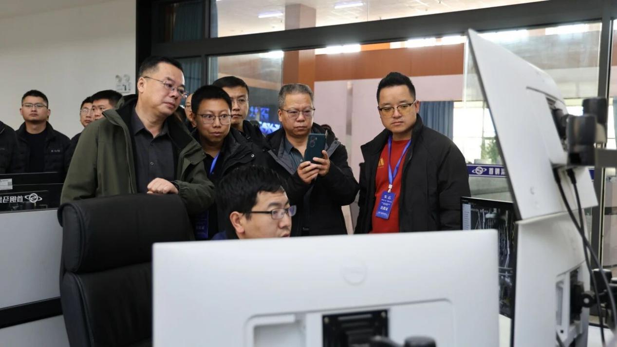 4ccc60522a6f9bb1badbef41c76418fc